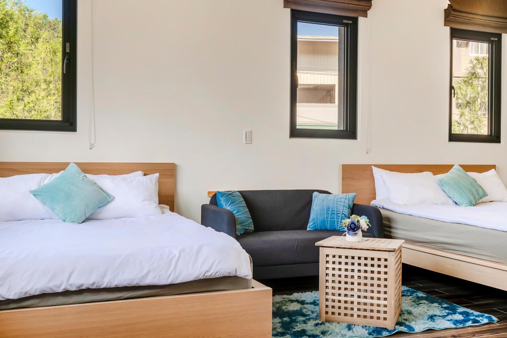 Pumori Guesthouse Puli Bagian luar foto